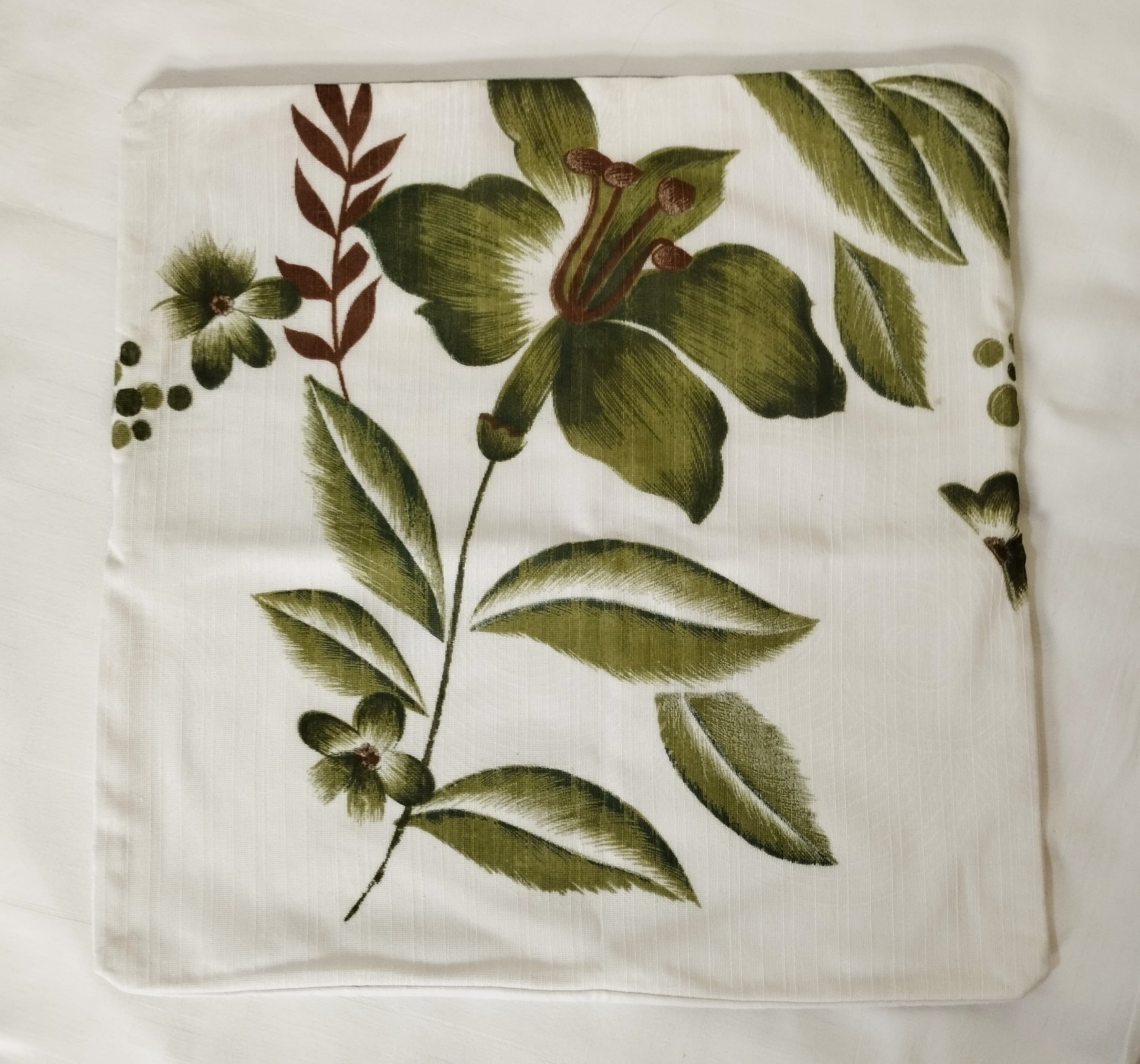 Envelope Cushions - Image 1