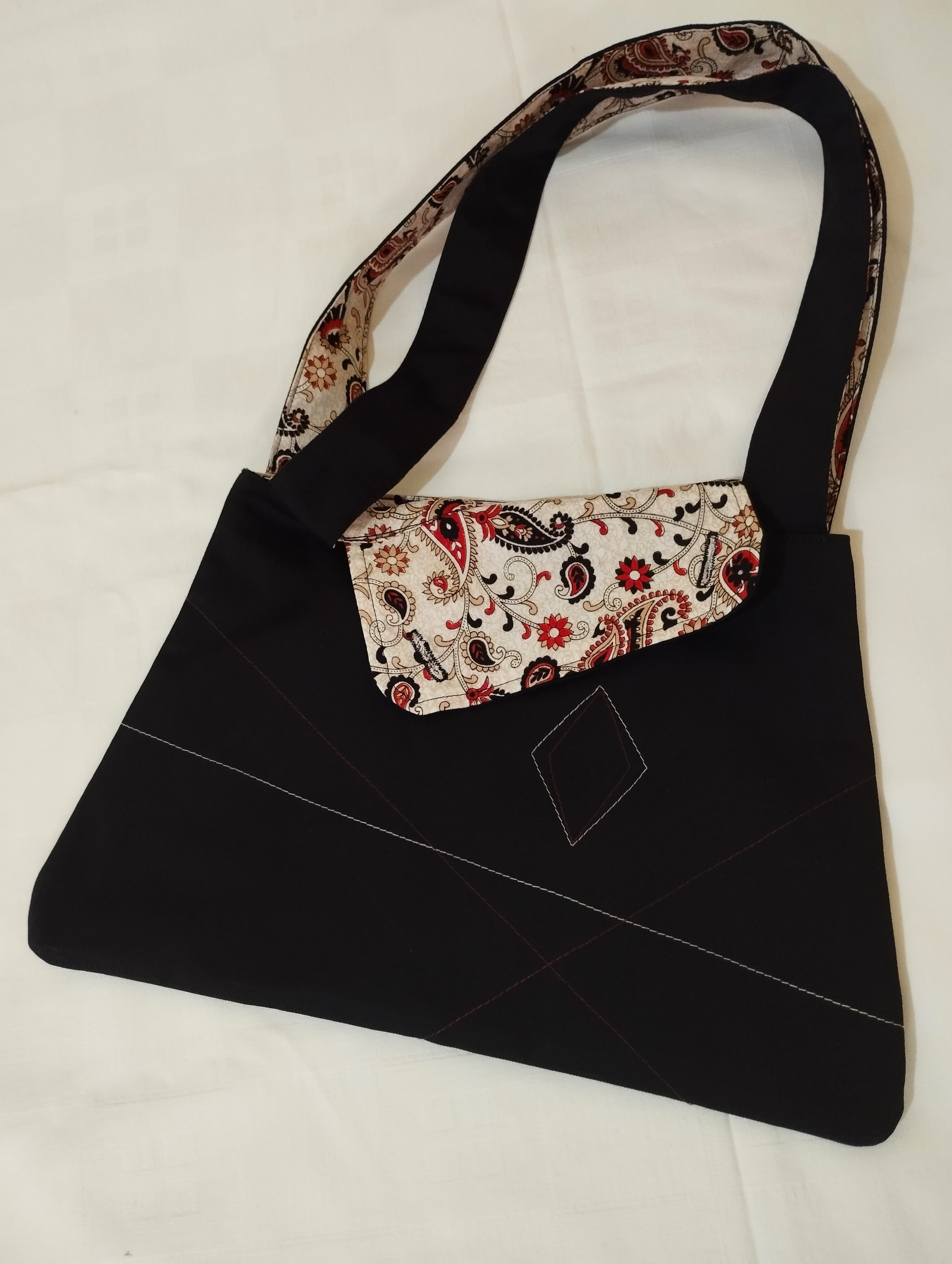 Lined Hand-Made Bag - Image 3