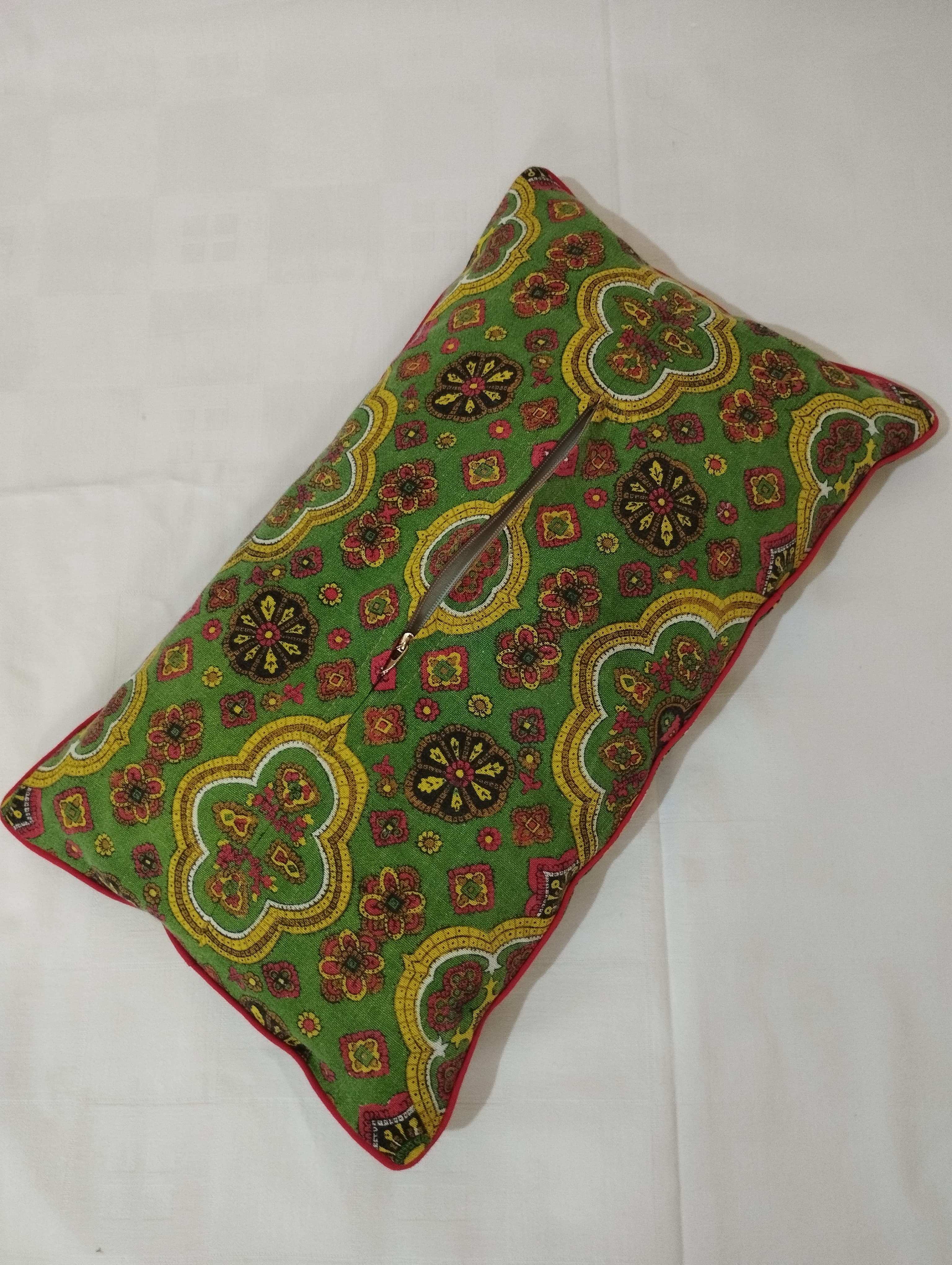 Zippered & Piped Cushions - Image 5
